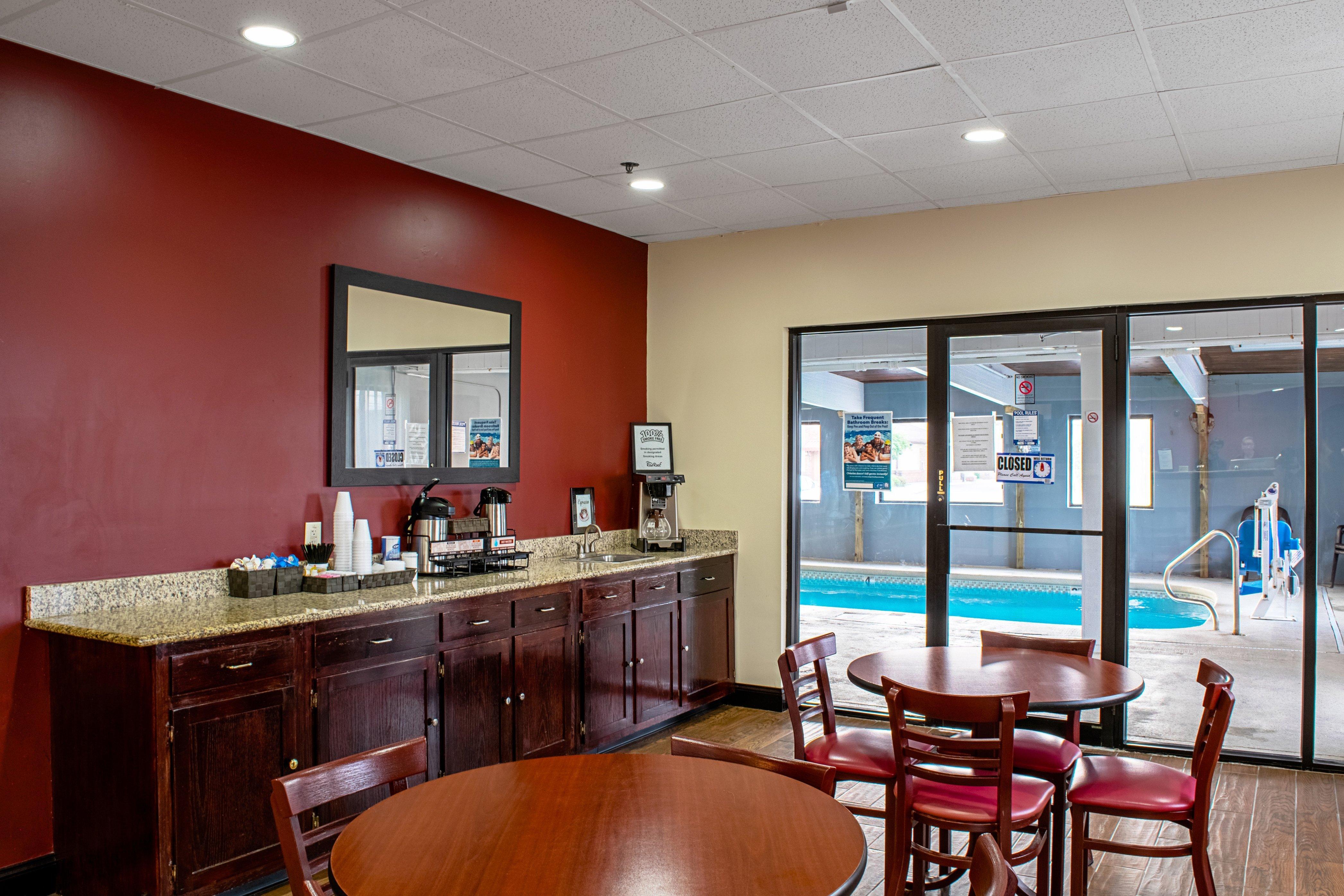 Red Roof Inn & Suites Middletown - Franklin Esterno foto