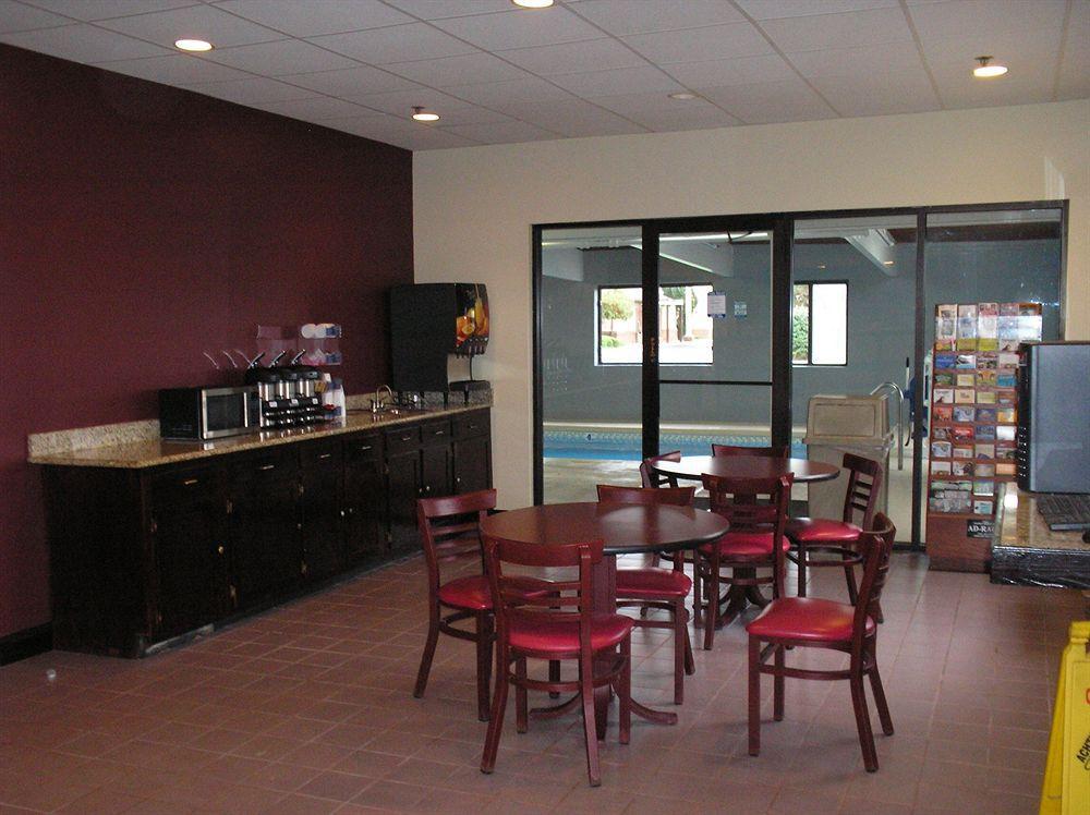 Red Roof Inn & Suites Middletown - Franklin Esterno foto