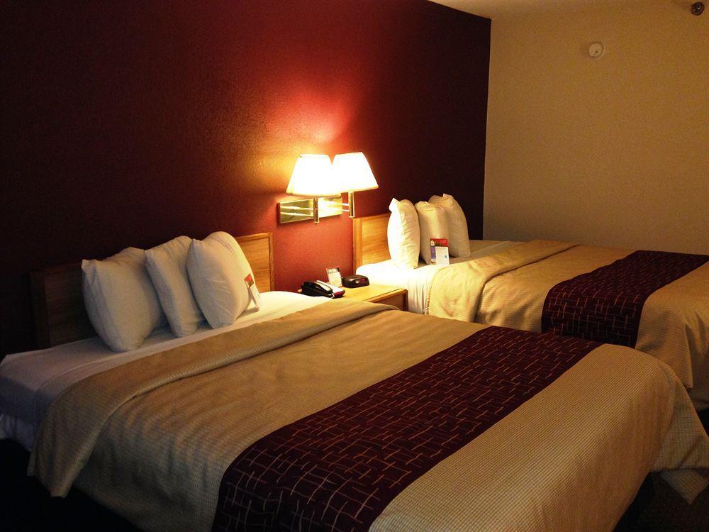 Red Roof Inn & Suites Middletown - Franklin Esterno foto