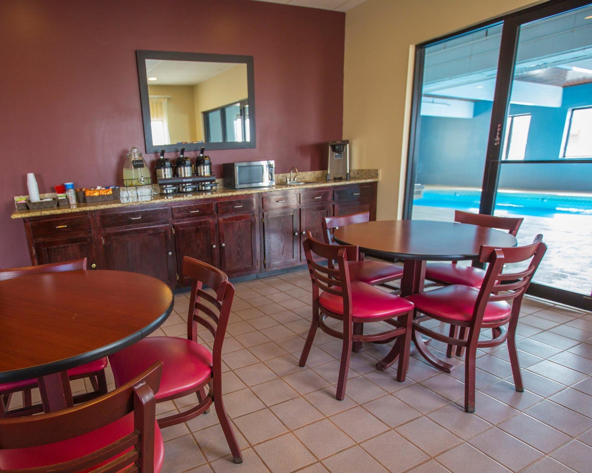 Red Roof Inn & Suites Middletown - Franklin Esterno foto