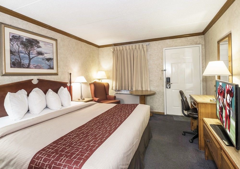 Red Roof Inn & Suites Middletown - Franklin Esterno foto